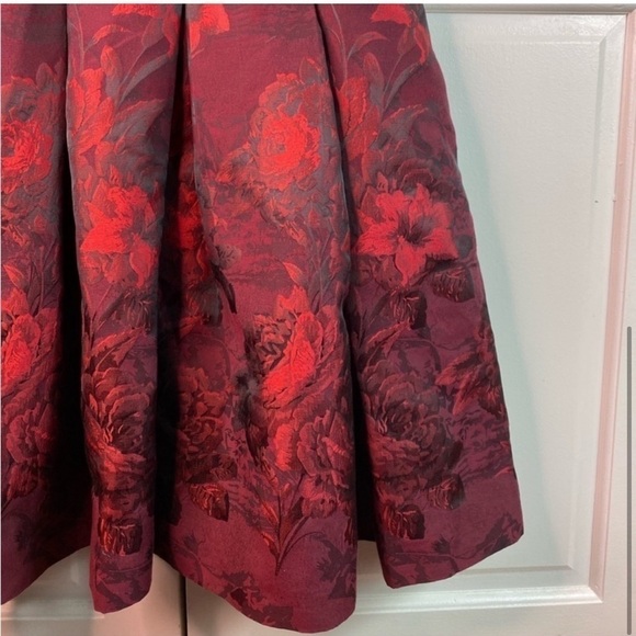 WHBM NWOT Floral Jacquard Fit and Flare Dress - Picture 4 of 6